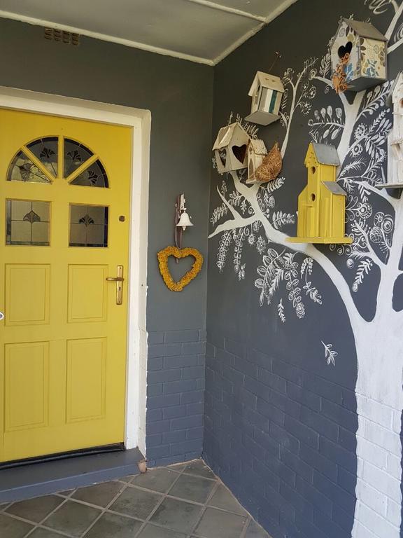 Yellow Door Lägenhet Bloemfontein Exteriör bild